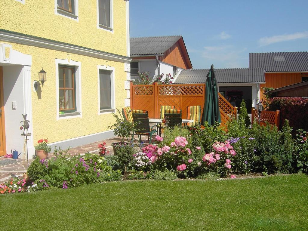 Villa Familienbauernhof Strassbauer Steinakirchen Am Forst Exterior foto